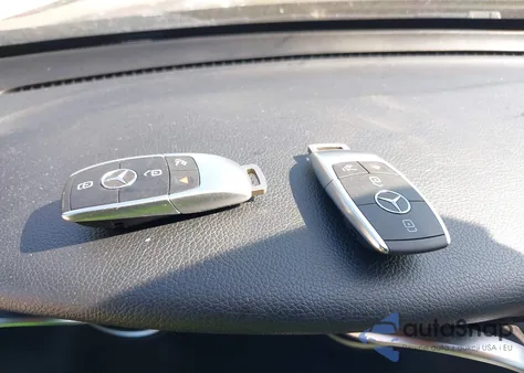 2020 Mercedes-Benz Glc 300 4Matic из США, поврежденный, VIN WDC0G8EB8LF698616